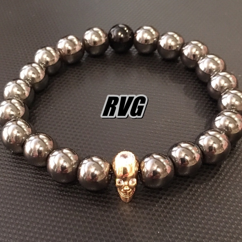 Hematite Black Onyx Bead Bracelet w/Zircon Skull
